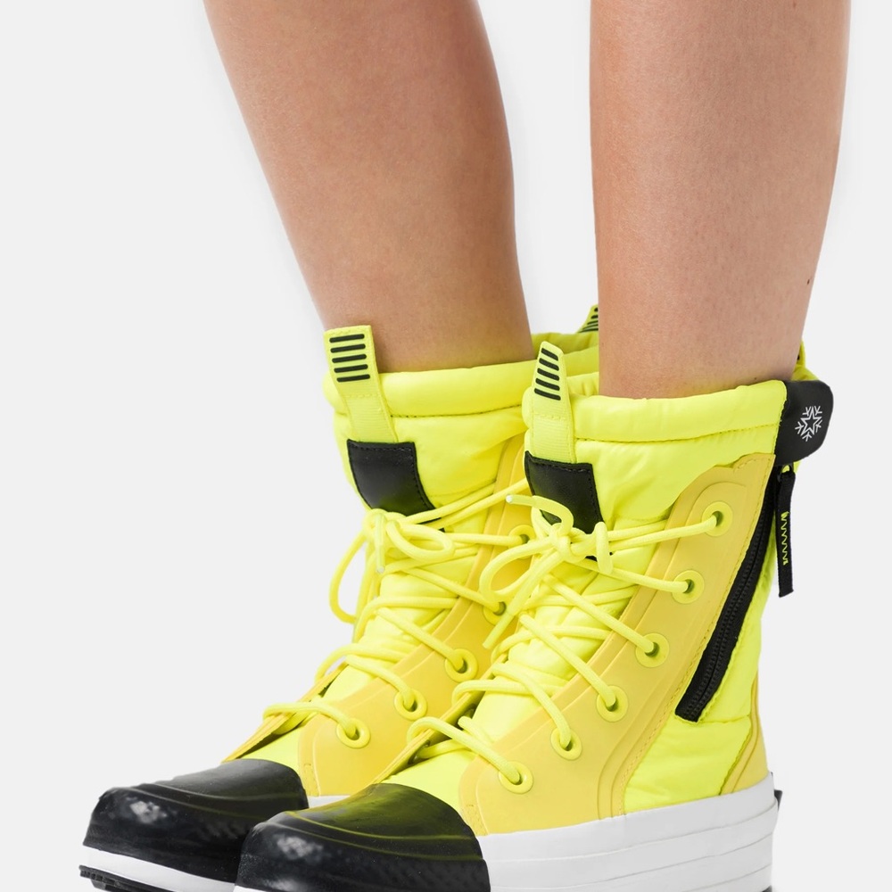 WOMEN'S Converse Chuck Taylor All Star MC WR Boot High Lemon Venom 569379C Sz 5
